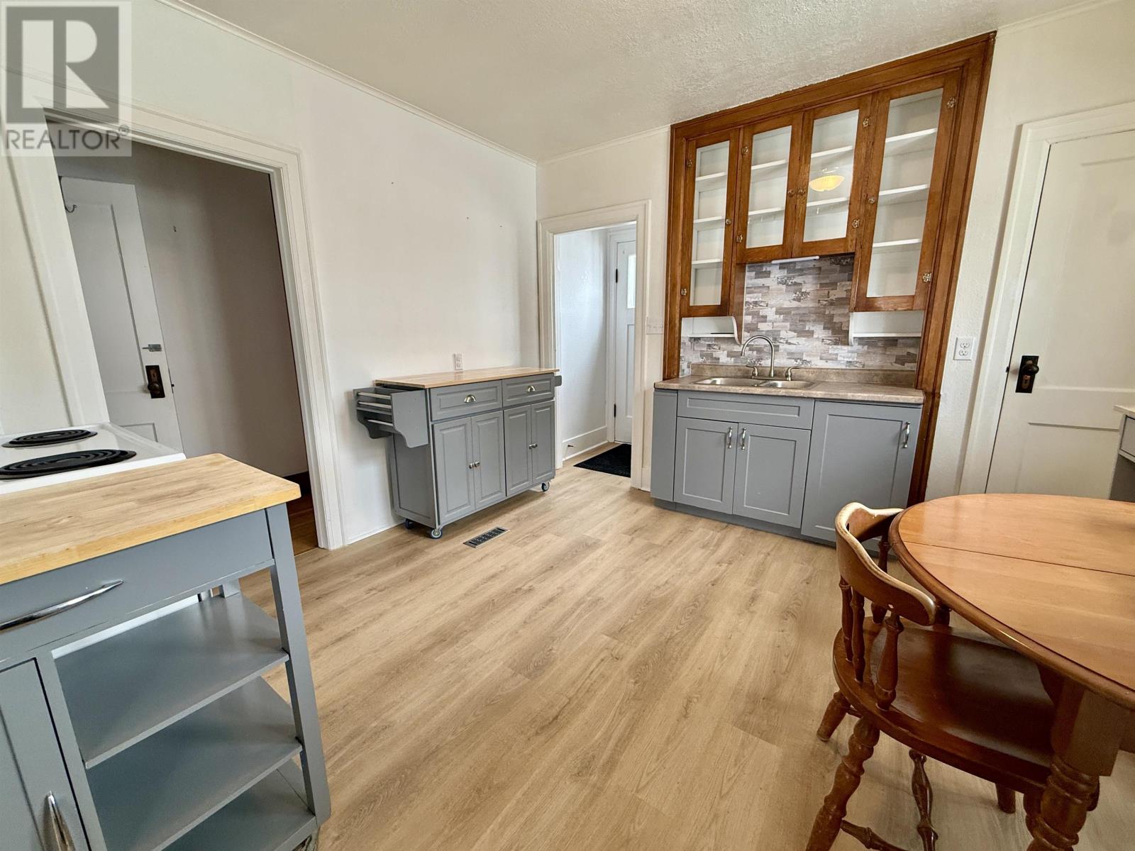 429 Fourth St N, Kenora, Ontario  P9N 2N2 - Photo 4 - TB2600488