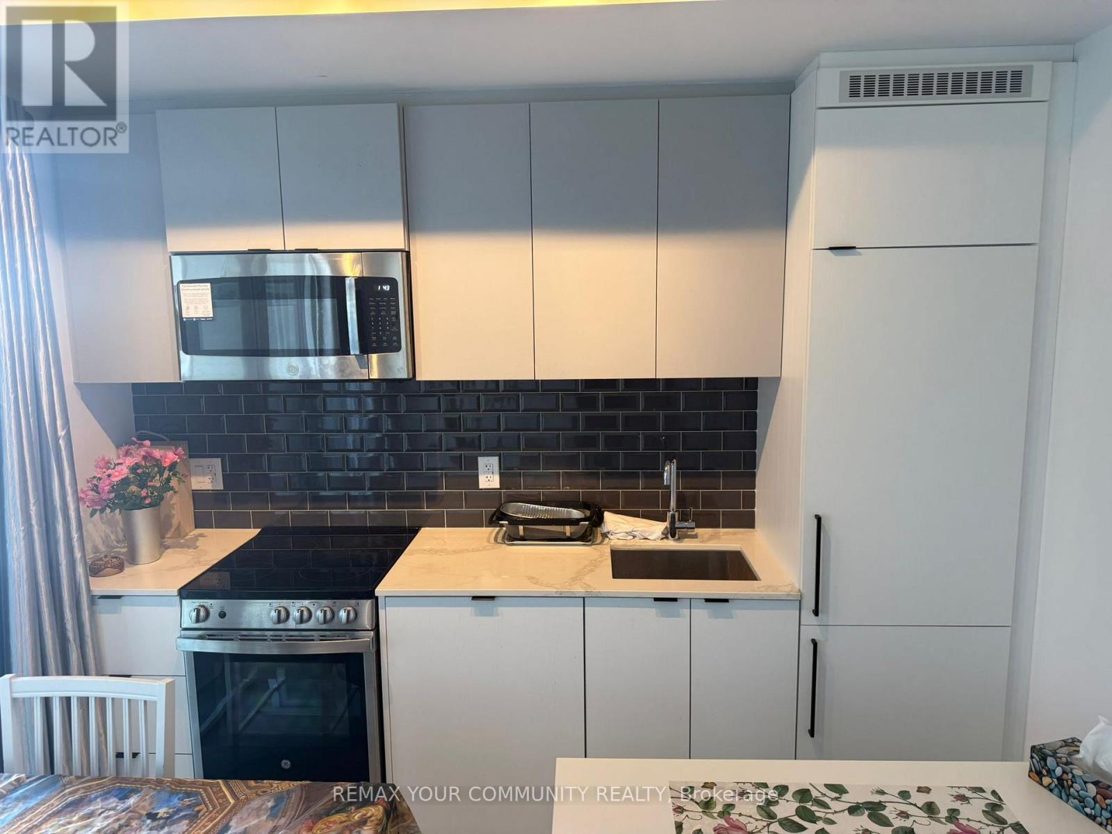 1005 - 285 Dufferin Street, Toronto (South Parkdale), Ontario  M6K 0J2 - Photo 18 - W12888724