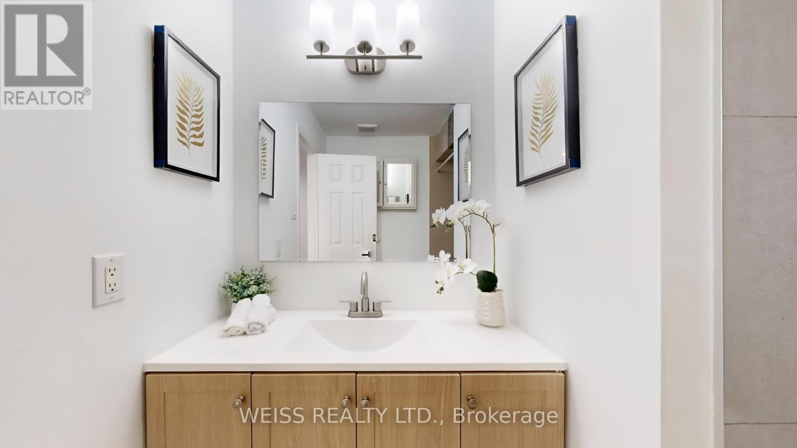 9 Tralee Street, Brampton (Heart Lake West), Ontario  L6Z 2X4 - Photo 29 - W12726940