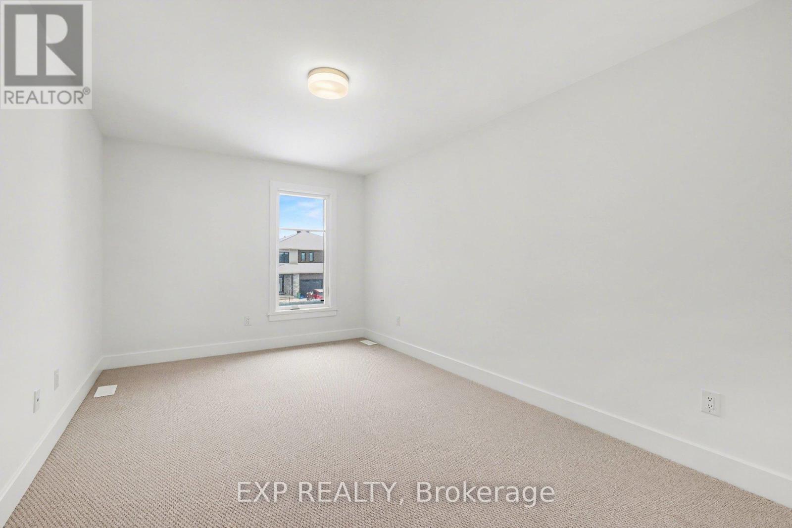 1180 Cope Drive, Ottawa, Ontario  K2S 3C4 - Photo 16 - X12868250