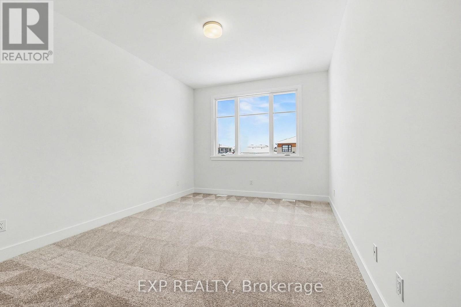 1186 Cope Drive, Ottawa, Ontario  K2S 3C4 - Photo 15 - X12868266