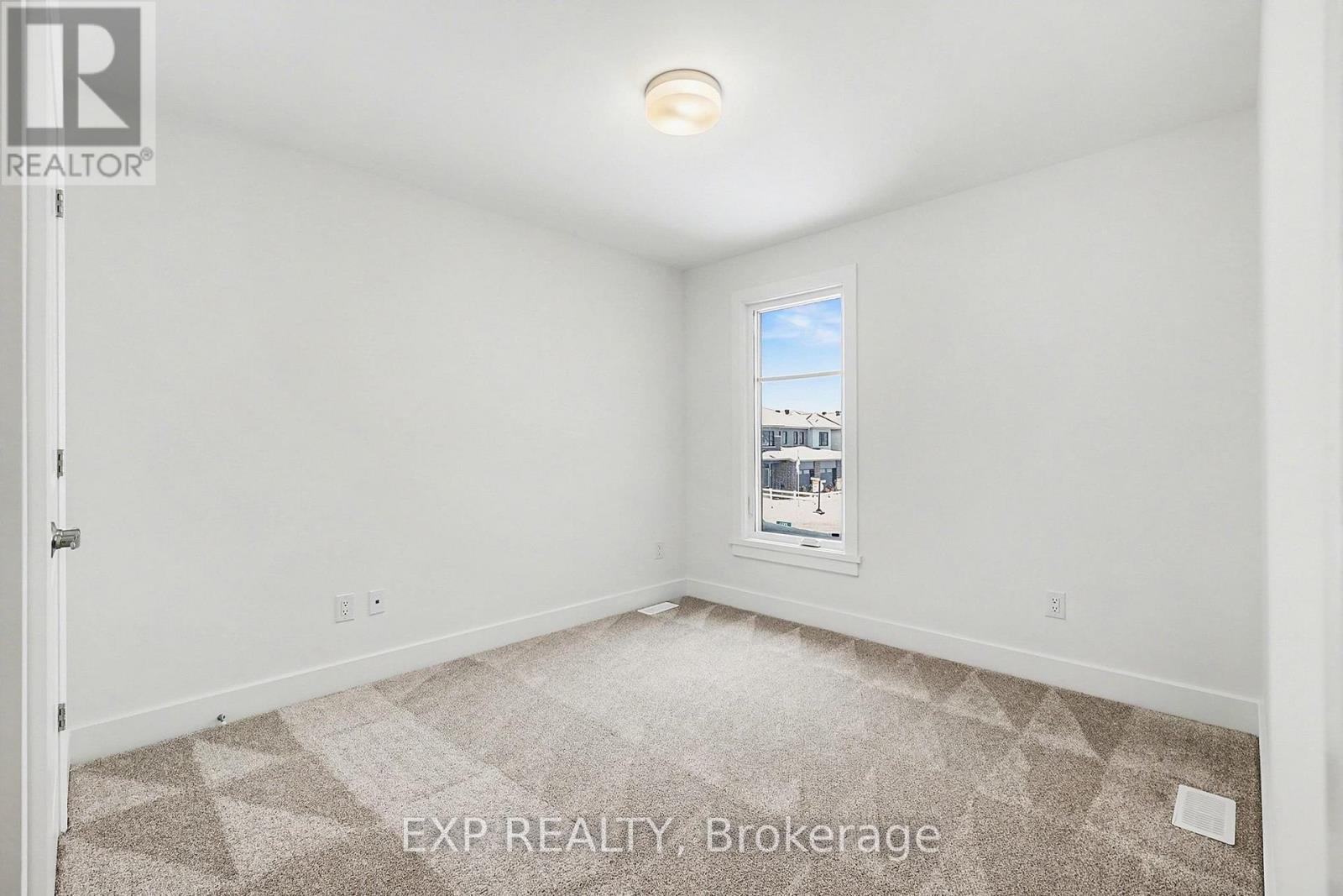 1186 Cope Drive, Ottawa, Ontario  K2S 3C4 - Photo 16 - X12868266