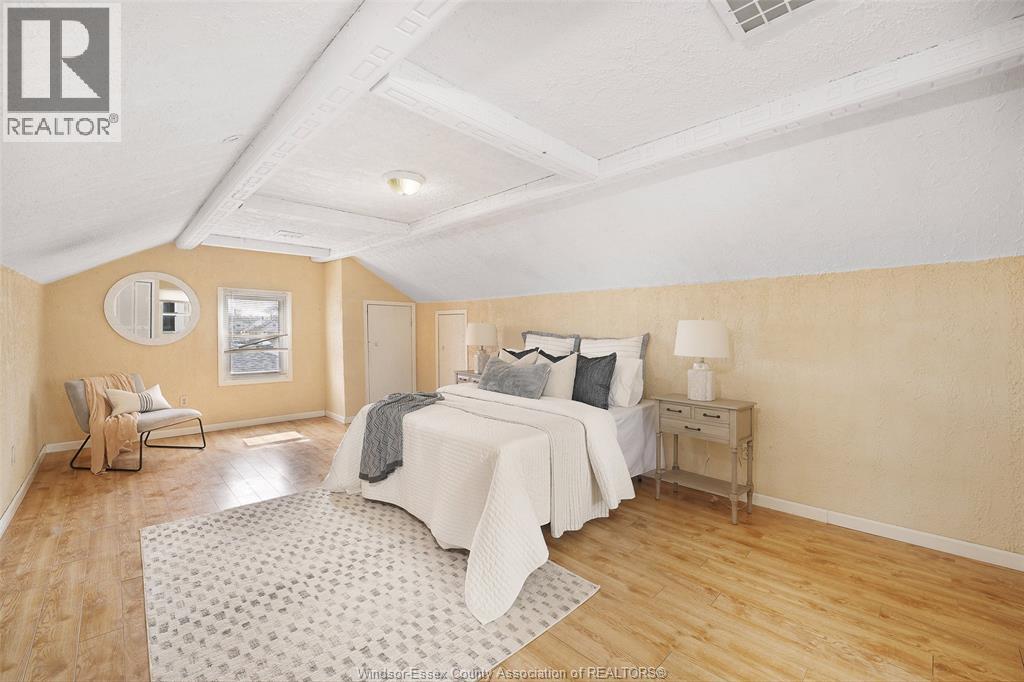 1006 Pillette Road, Windsor, Ontario  N8Y 3B6 - Photo 9 - 26005413