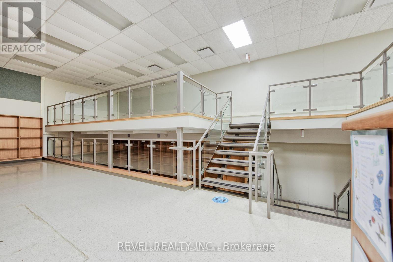 45 Randall Avenue, Hamilton (Stoney Creek), Ontario  L8G 2K8 - Photo 21 - X12861028