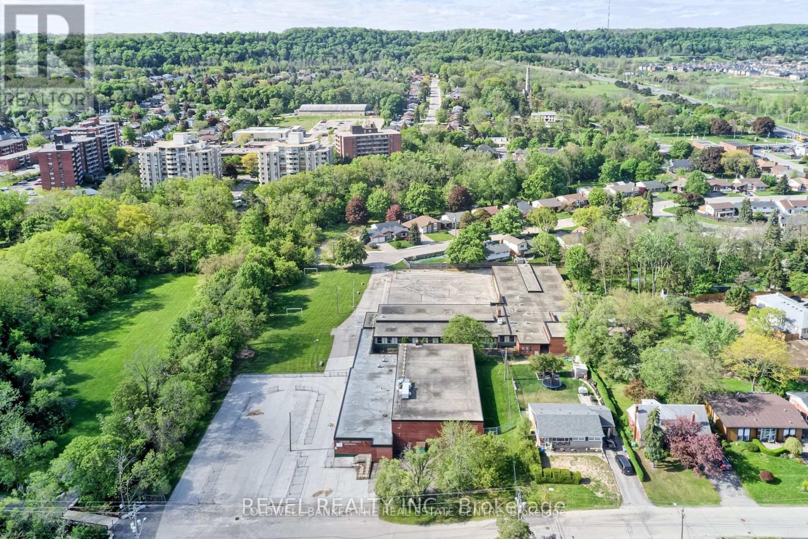 45 Randall Avenue, Hamilton (Stoney Creek), Ontario  L8G 2K8 - Photo 4 - X12861028