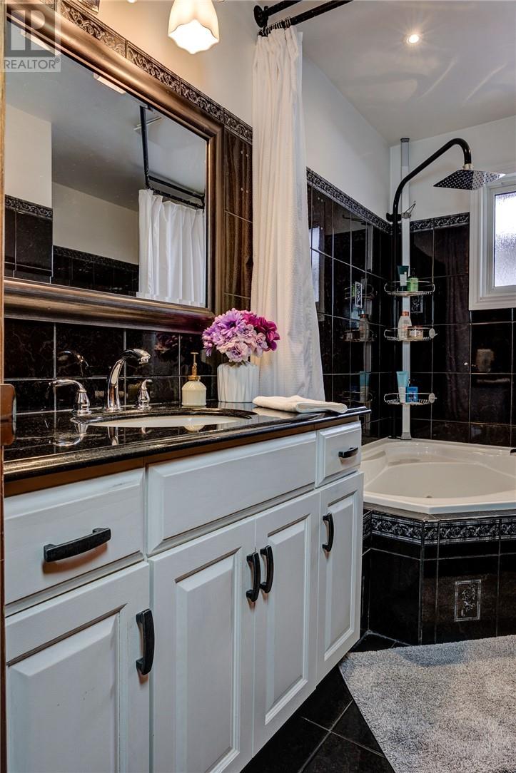 1556 Sandra Court, Val Caron, Ontario  P3N 1R7 - Photo 17 - 2126851