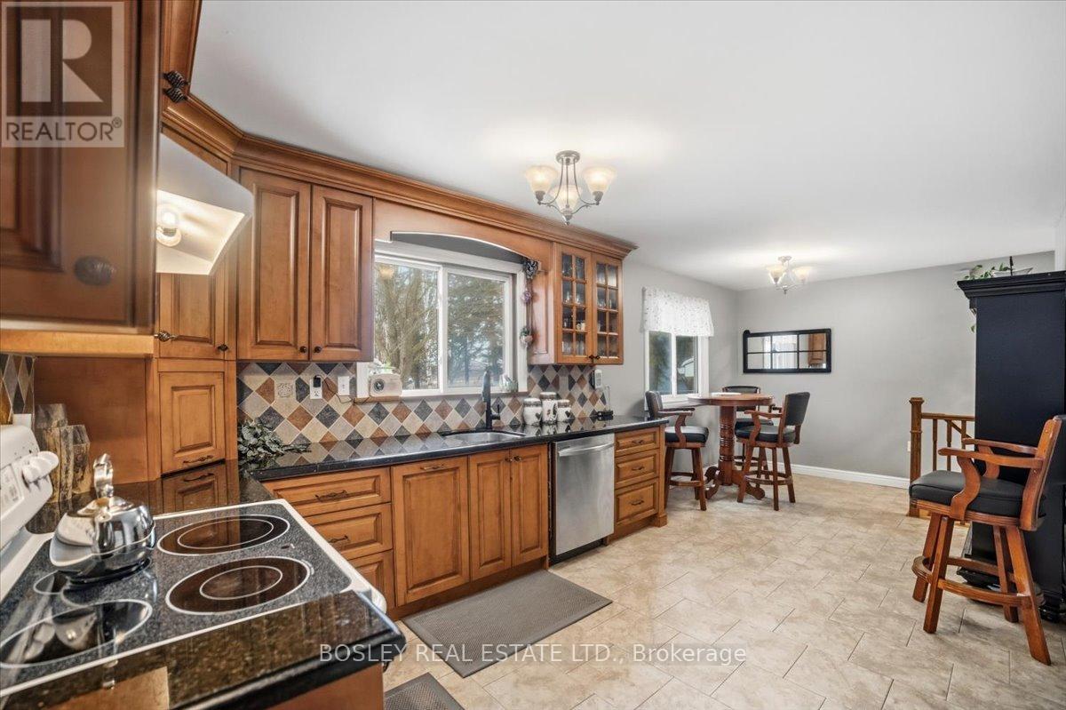 9376 Wellington Rd 124 Road, Erin, Ontario  N0B 1T0 - Photo 7 - X12888280