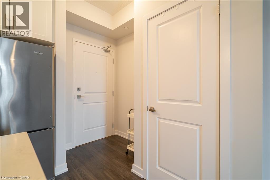 35 Southshore Crescent Unit# 315, Stoney Creek, Ontario  L8E 0J2 - Photo 4 - 40813603