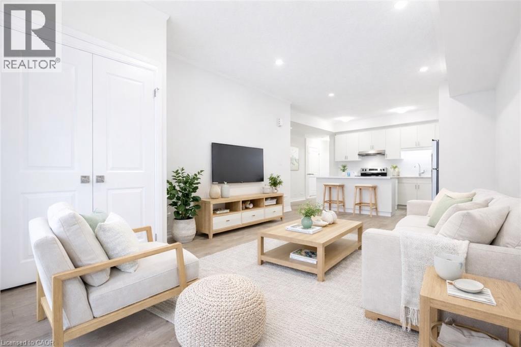 21 Reverie Way, Kitchener, Ontario  N2E 0K5 - Photo 1 - 40813053