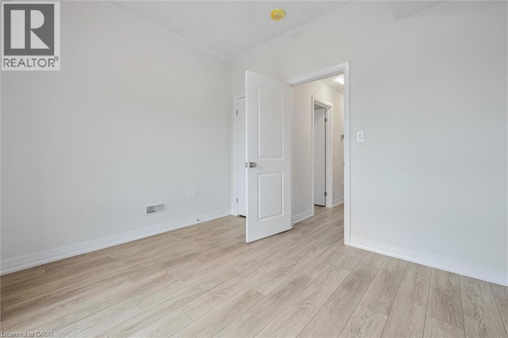 21 Reverie Way, Kitchener, Ontario  N2E 0K5 - Photo 19 - 40813053