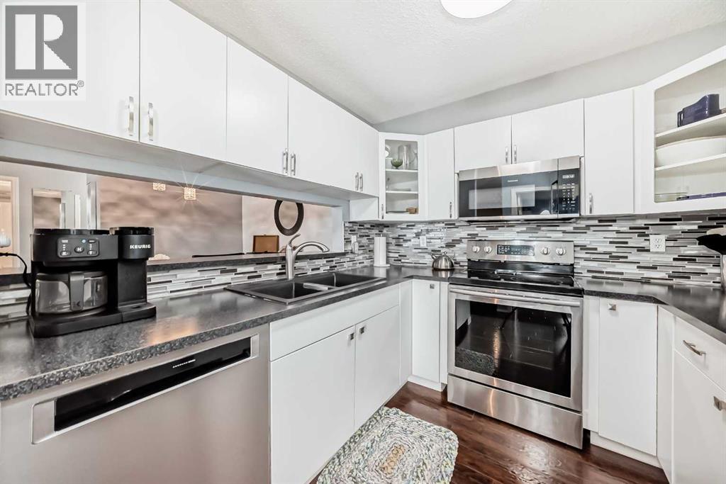 2105, 2105 Tuscarora Manor Nw, Calgary, Alberta  T3L 2J9 - Photo 13 - A2294844