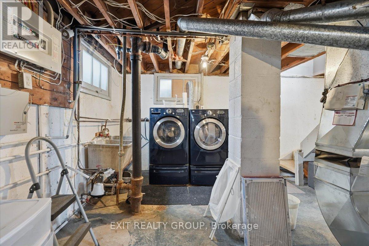 27 Fourth Avenue, Quinte West, Ontario  K8V 5N5 - Photo 24 - X12903426