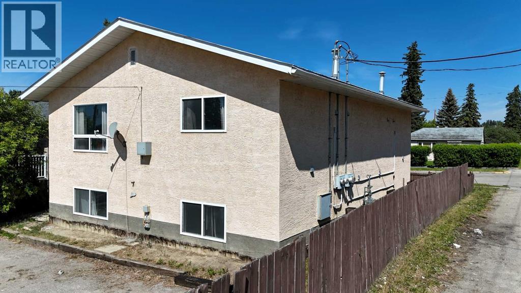 5015 7 Avenue, Edson, Alberta  T7E 1N7 - Photo 31 - A2123708