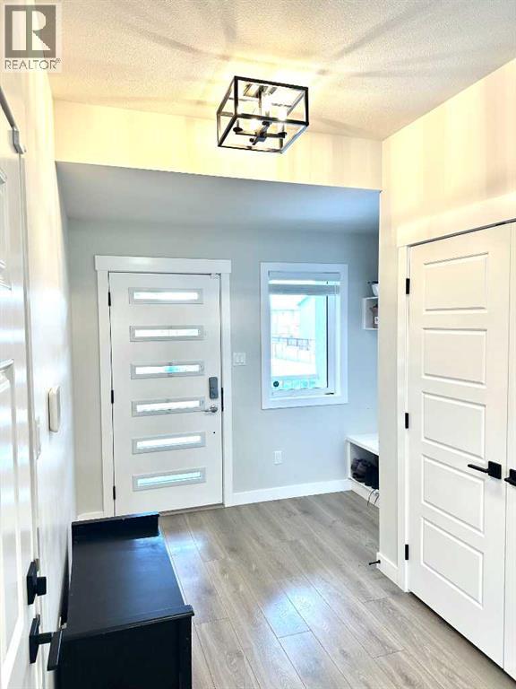 1366 Pacific Circle W, Lethbridge, Alberta  T1J 5V3 - Photo 8 - A2292603