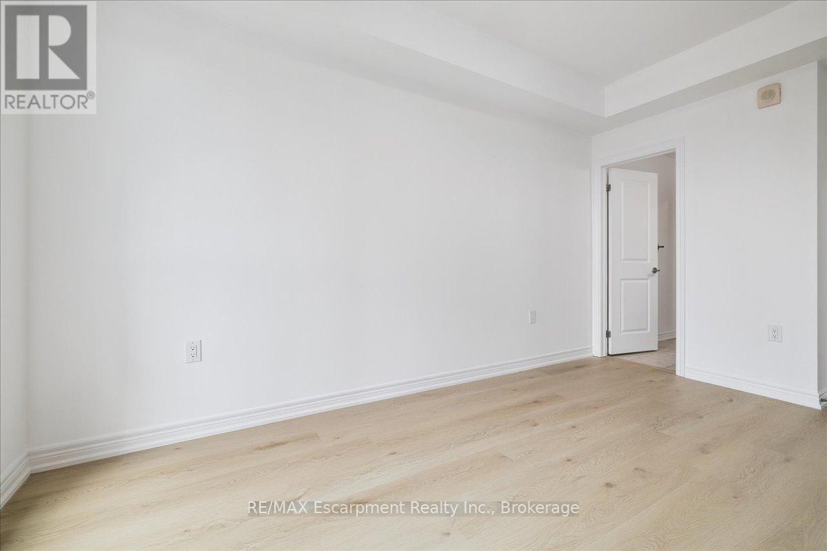 205 - 2393 Bronte Road, Oakville, Ontario  L6M 1P4 - Photo 22 - W12897480