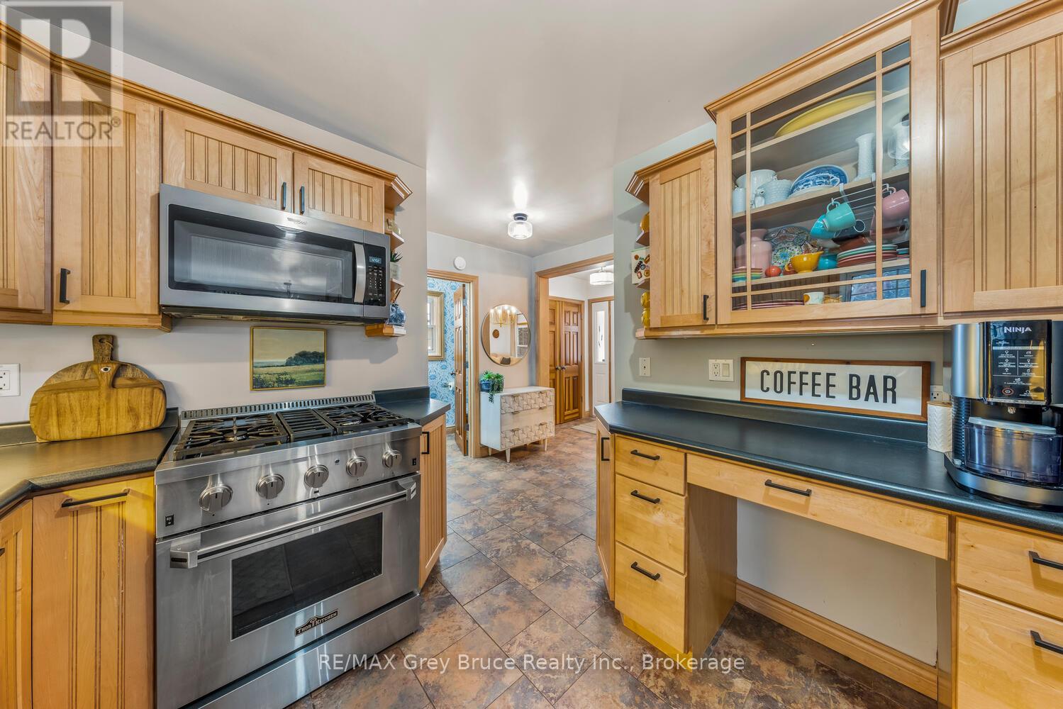 32 Sandy Pines Trail, South Bruce Peninsula, Ontario  N0H 2G0 - Photo 22 - X12903350