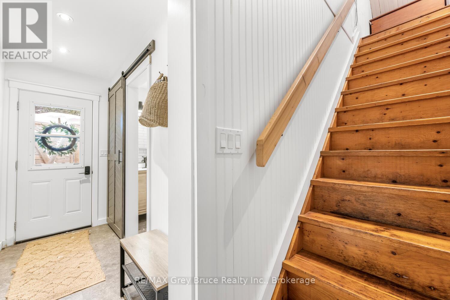 32 Sandy Pines Trail, South Bruce Peninsula, Ontario  N0H 2G0 - Photo 4 - X12903350