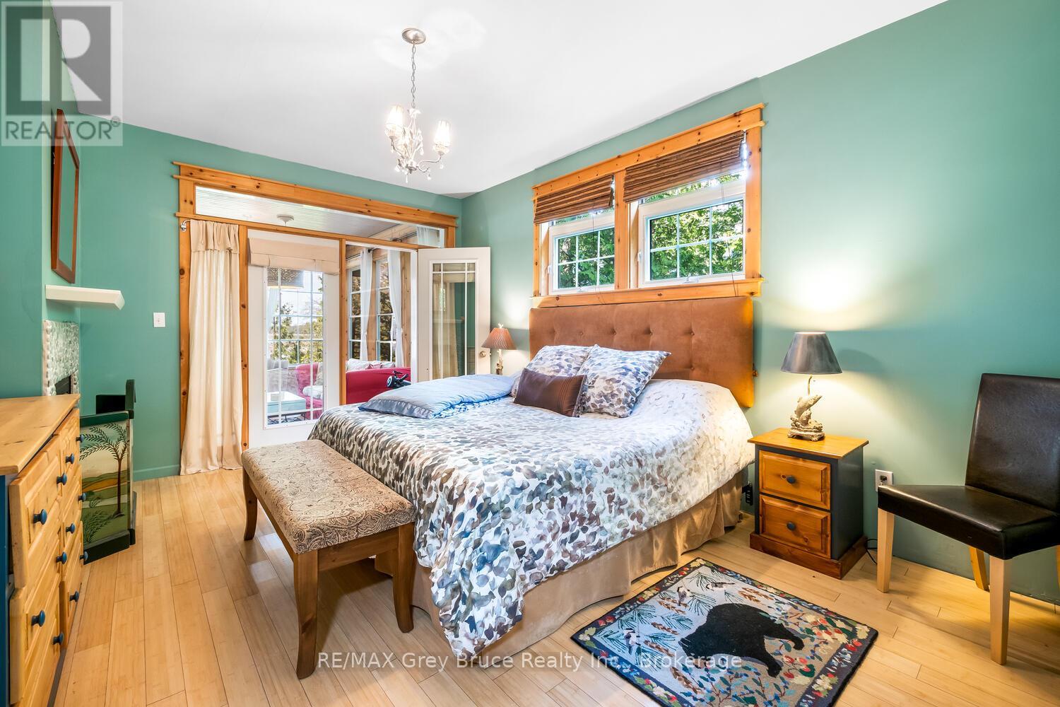 205 Eagle Road, Northern Bruce Peninsula, Ontario  N0H 2R0 - Photo 24 - X12903394