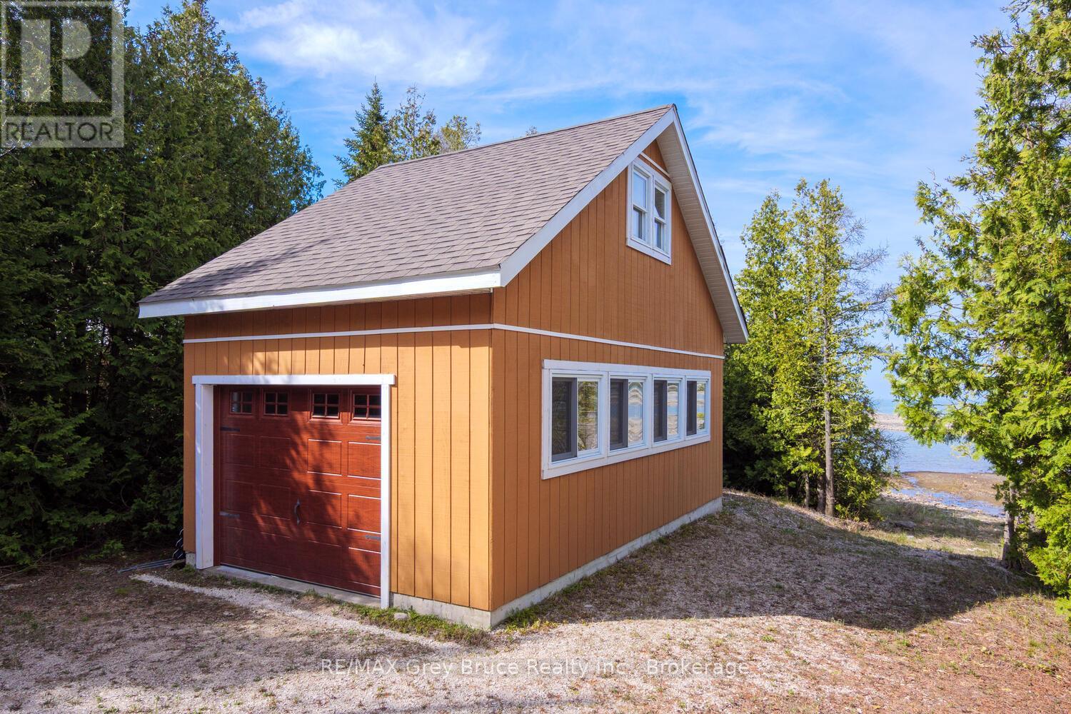 205 Eagle Road, Northern Bruce Peninsula, Ontario  N0H 2R0 - Photo 34 - X12903394