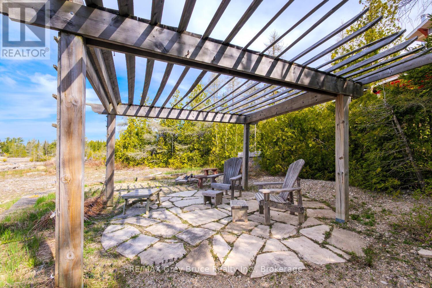 205 Eagle Road, Northern Bruce Peninsula, Ontario  N0H 2R0 - Photo 40 - X12903394