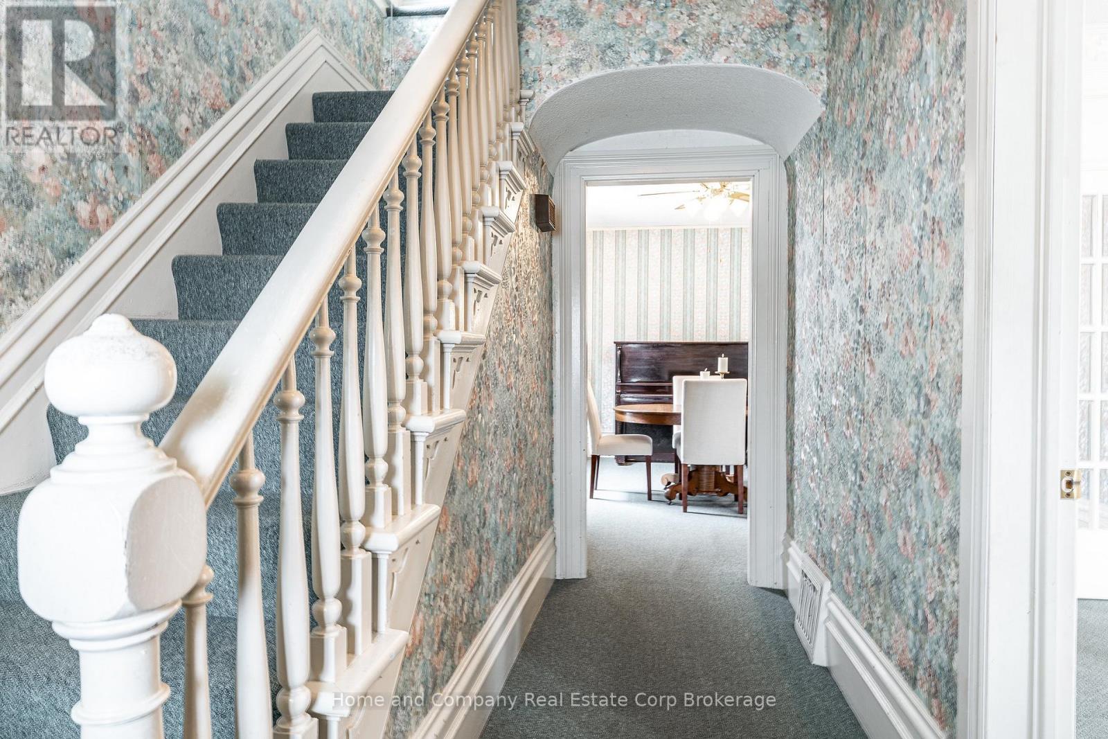 96 Falstaff Street, Stratford, Ontario N5A 3T5 - Photo 5 - X12903468