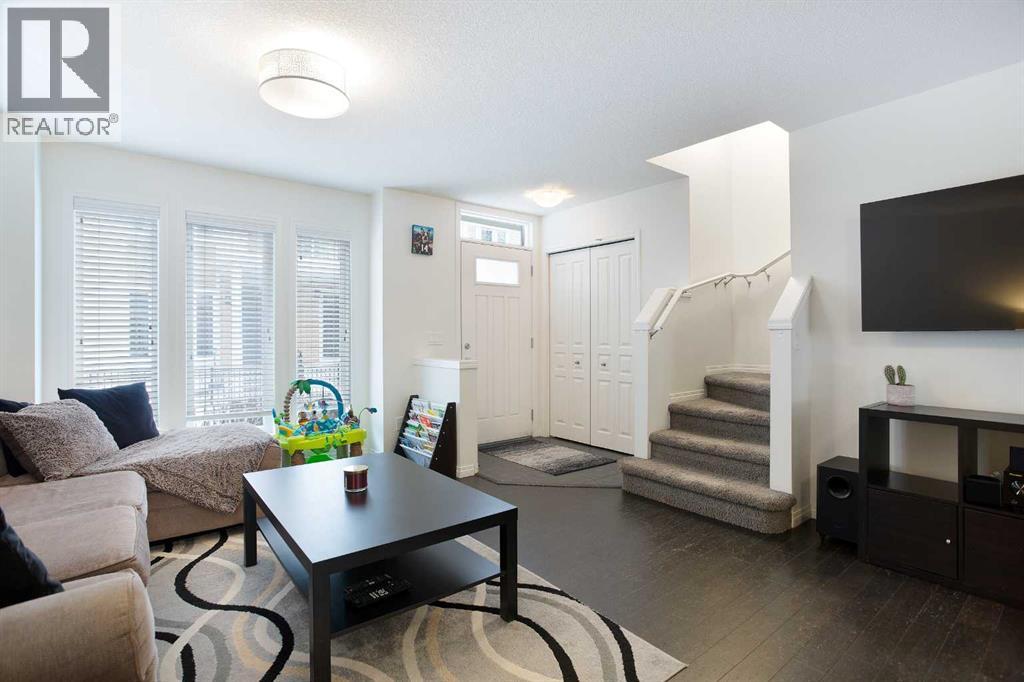 210 Auburn Bay Square SE, Calgary, Alberta  T3M 0Y9 - Photo 8 - A2288174