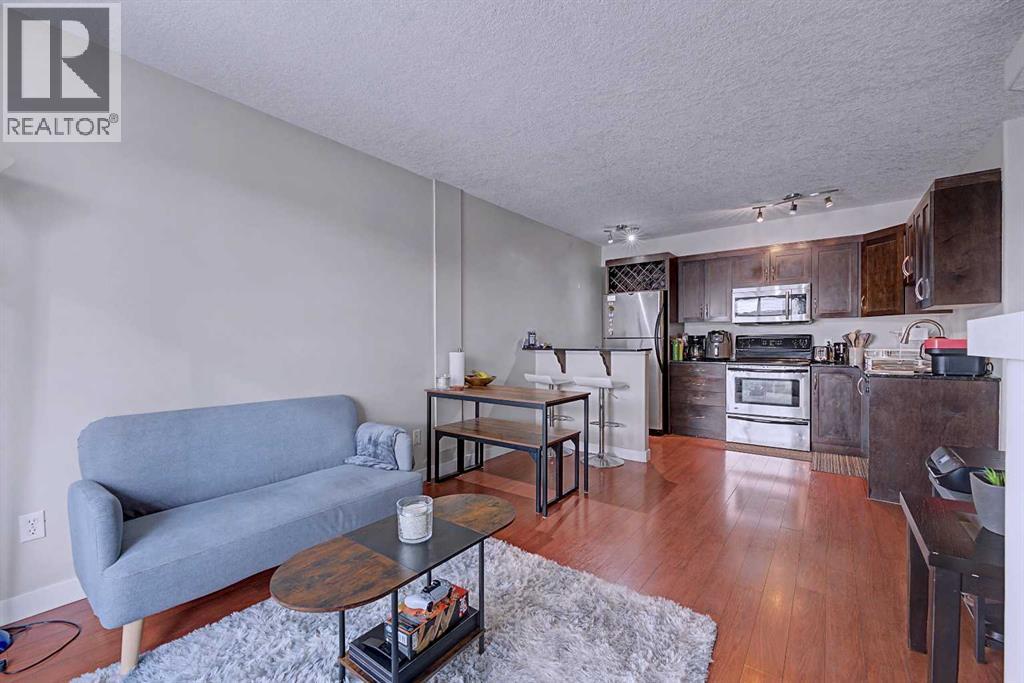 8, 2906 17 Avenue SW, Calgary, Alberta  T3E 0A9 - Photo 7 - A2294132