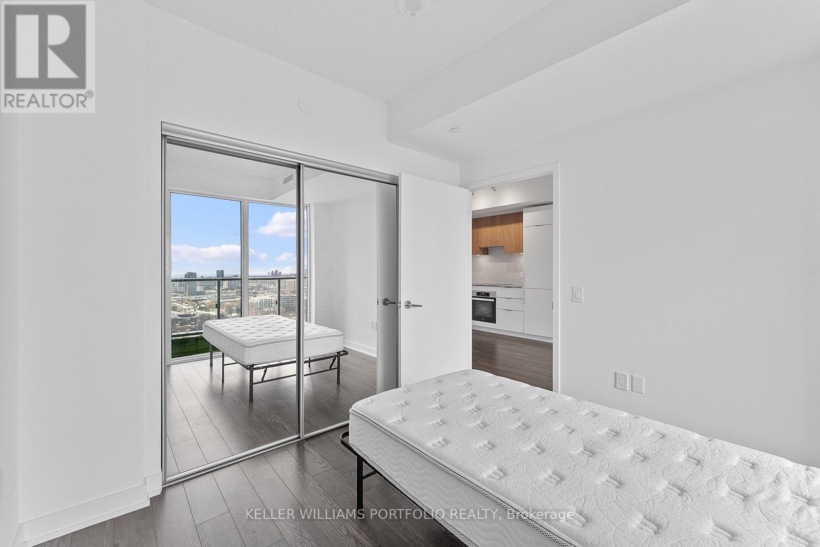 2512 - 50 O'neill Road, Toronto, Ontario  M3C 0R1 - Photo 16 - C12903342