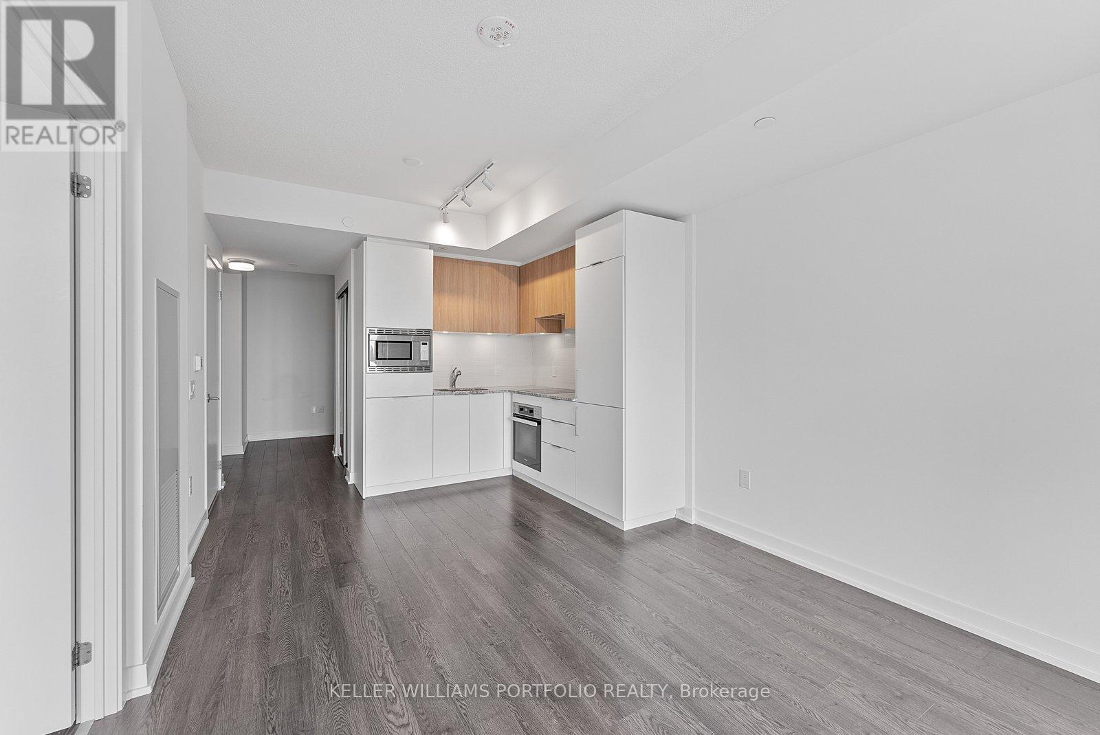 2512 - 50 O'neill Road, Toronto, Ontario  M3C 0R1 - Photo 8 - C12903342