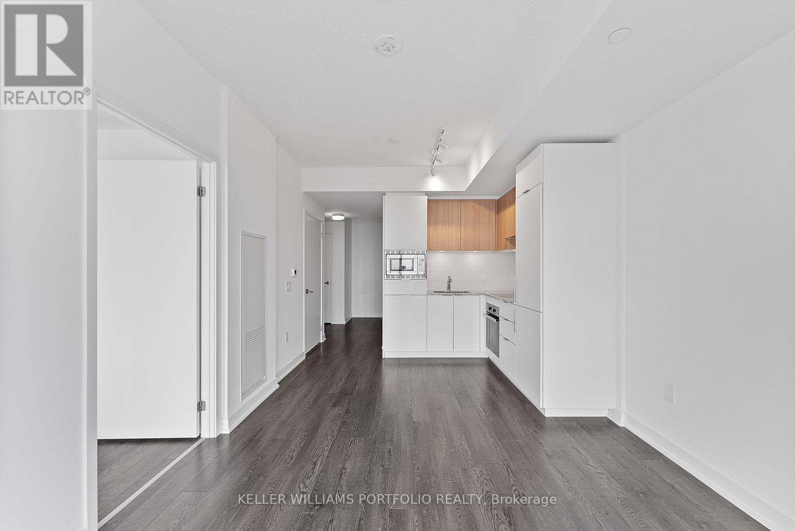 2512 - 50 O'neill Road, Toronto, Ontario  M3C 0R1 - Photo 9 - C12903342