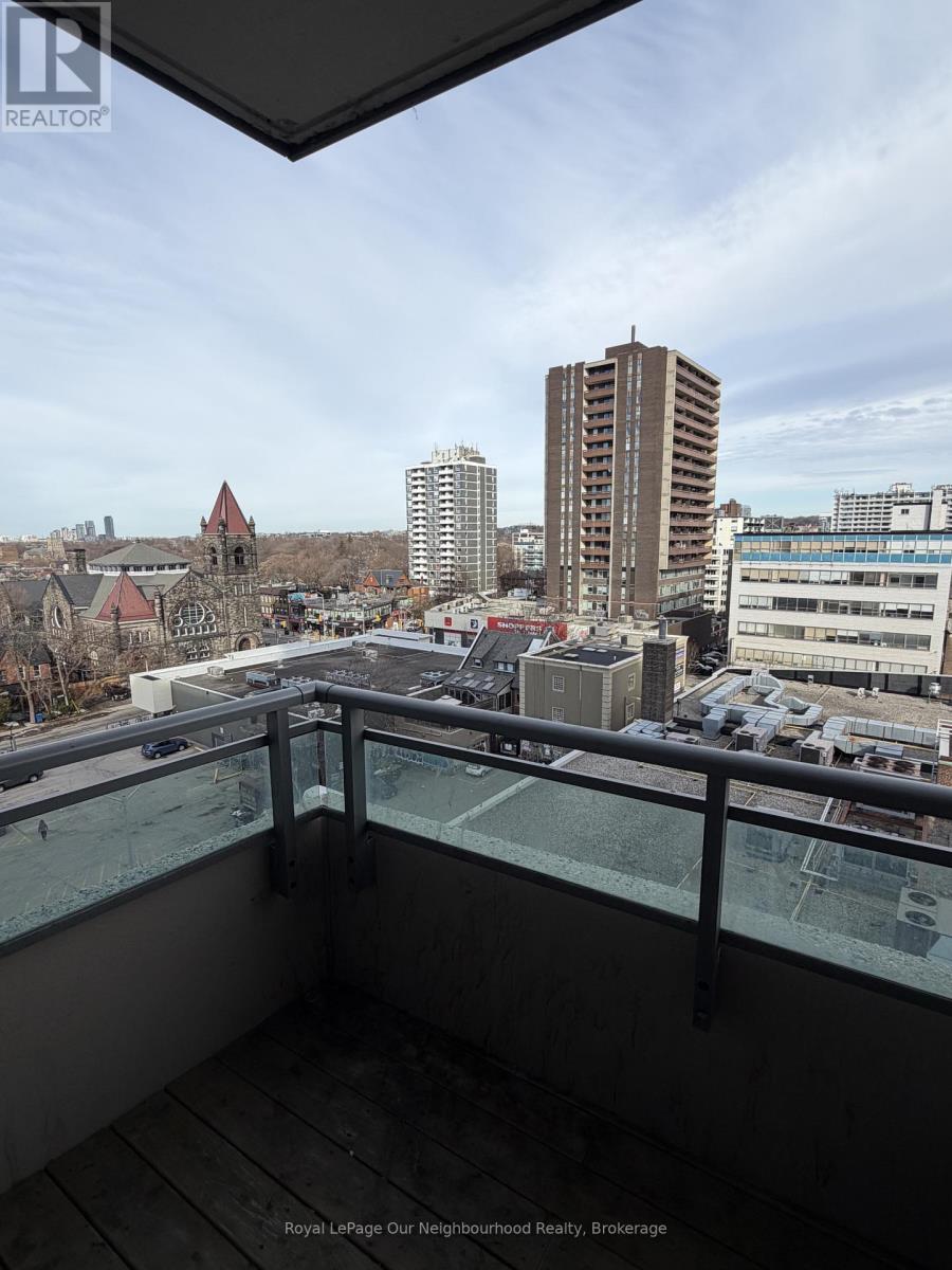 806 - 736 Spadina Avenue, Toronto, Ontario  M5S 2J6 - Photo 11 - C12903354