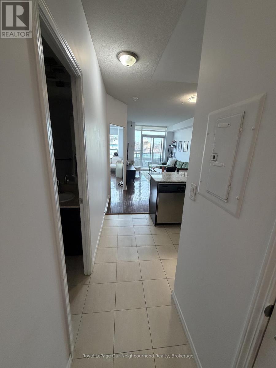 806 - 736 Spadina Avenue, Toronto, Ontario  M5S 2J6 - Photo 2 - C12903354