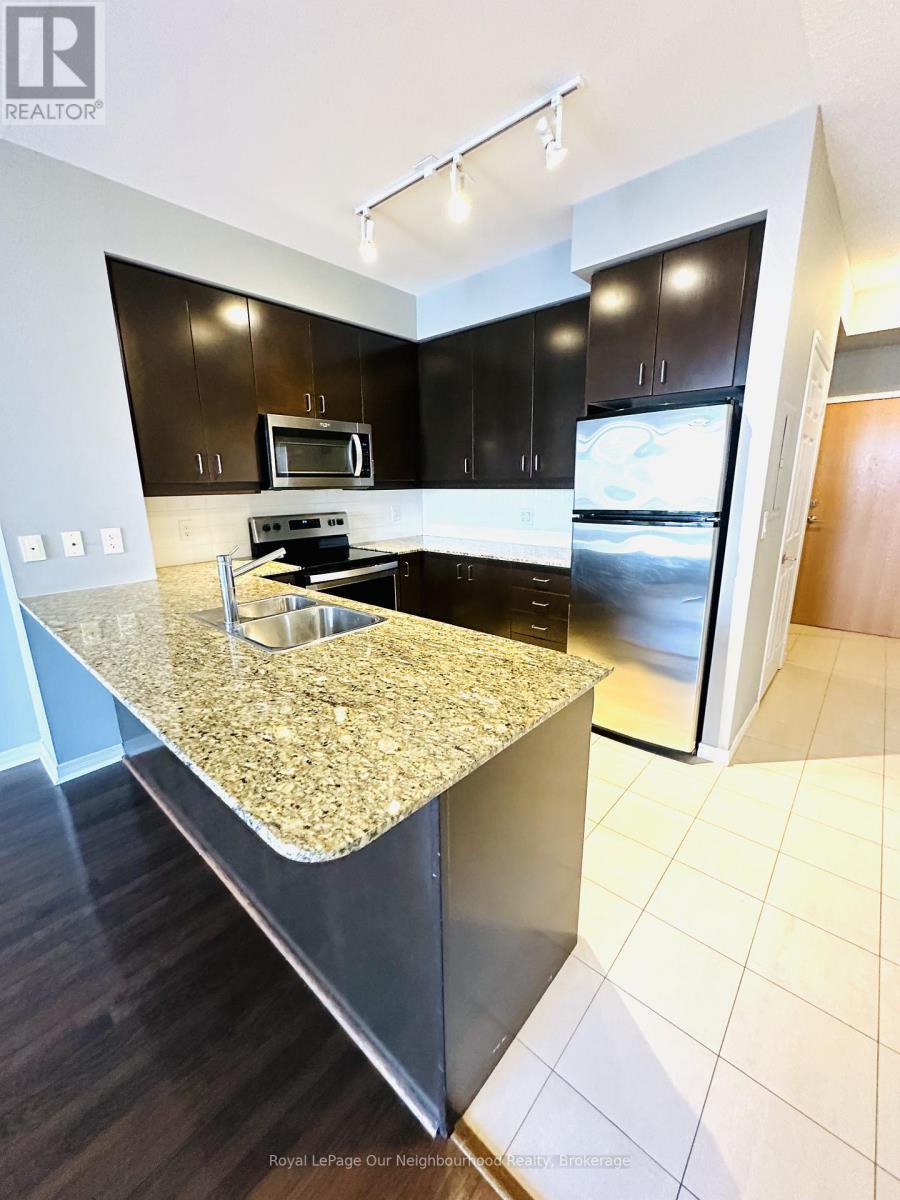 806 - 736 Spadina Avenue, Toronto, Ontario  M5S 2J6 - Photo 3 - C12903354