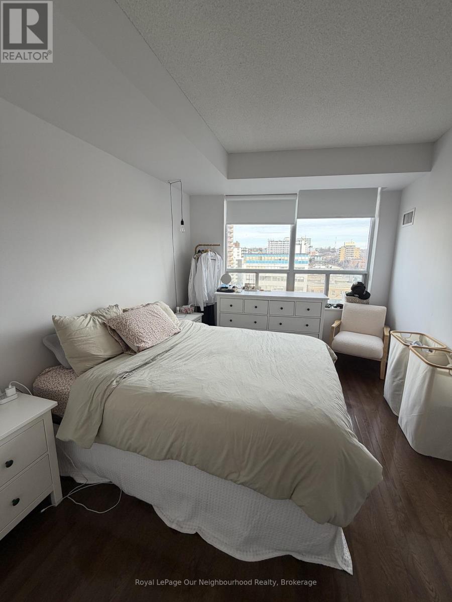 806 - 736 Spadina Avenue, Toronto, Ontario  M5S 2J6 - Photo 5 - C12903354