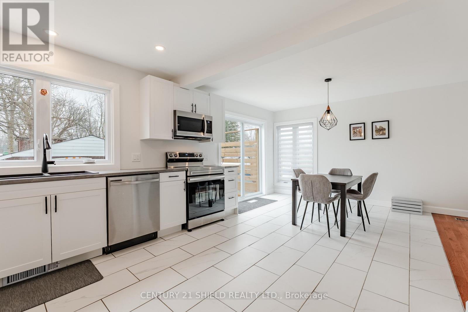 1012 Osborne Avenue, Cornwall, Ontario  K6J 1K6 - Photo 14 - X12903462