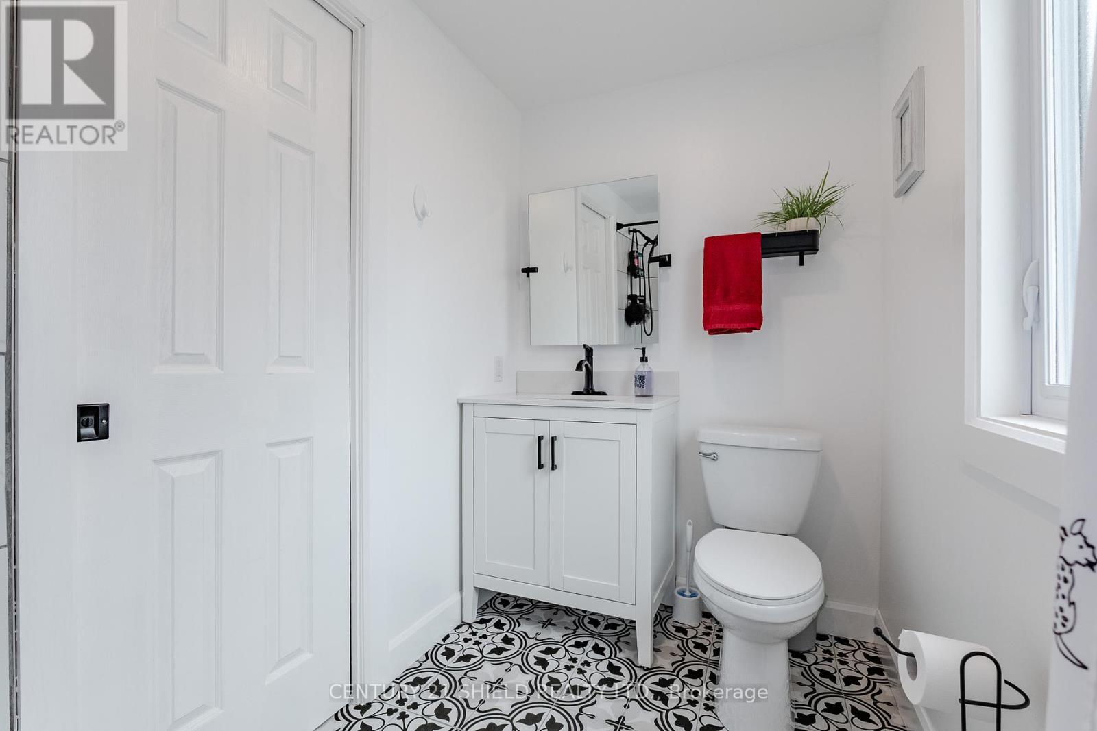 1012 Osborne Avenue, Cornwall, Ontario  K6J 1K6 - Photo 32 - X12903462