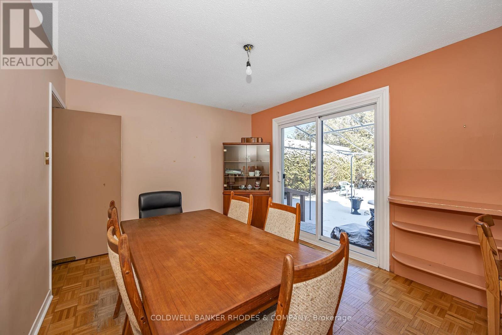 22 Dayton Crescent, Ottawa, Ontario K2H 7N9 - Photo 11 - X12903338