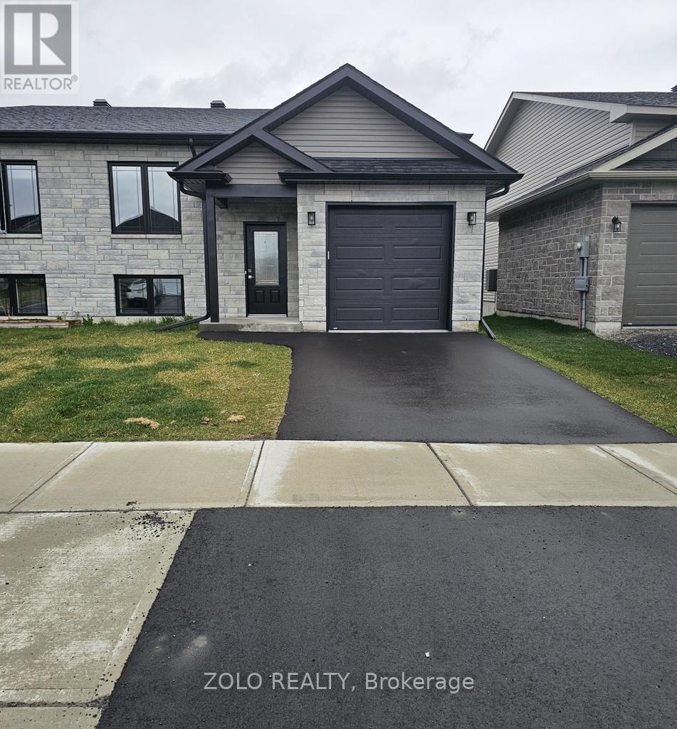 210 RUBY DRIVE, Cornwall, Ontario