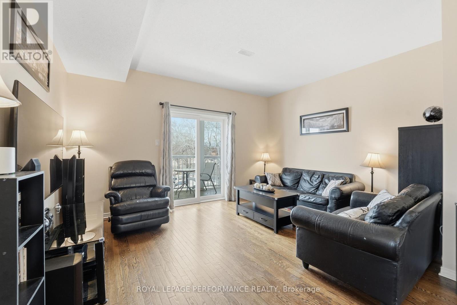 225 Fir Lane, North Grenville, Ontario K0G 1J0 - Photo 12 - X12903364