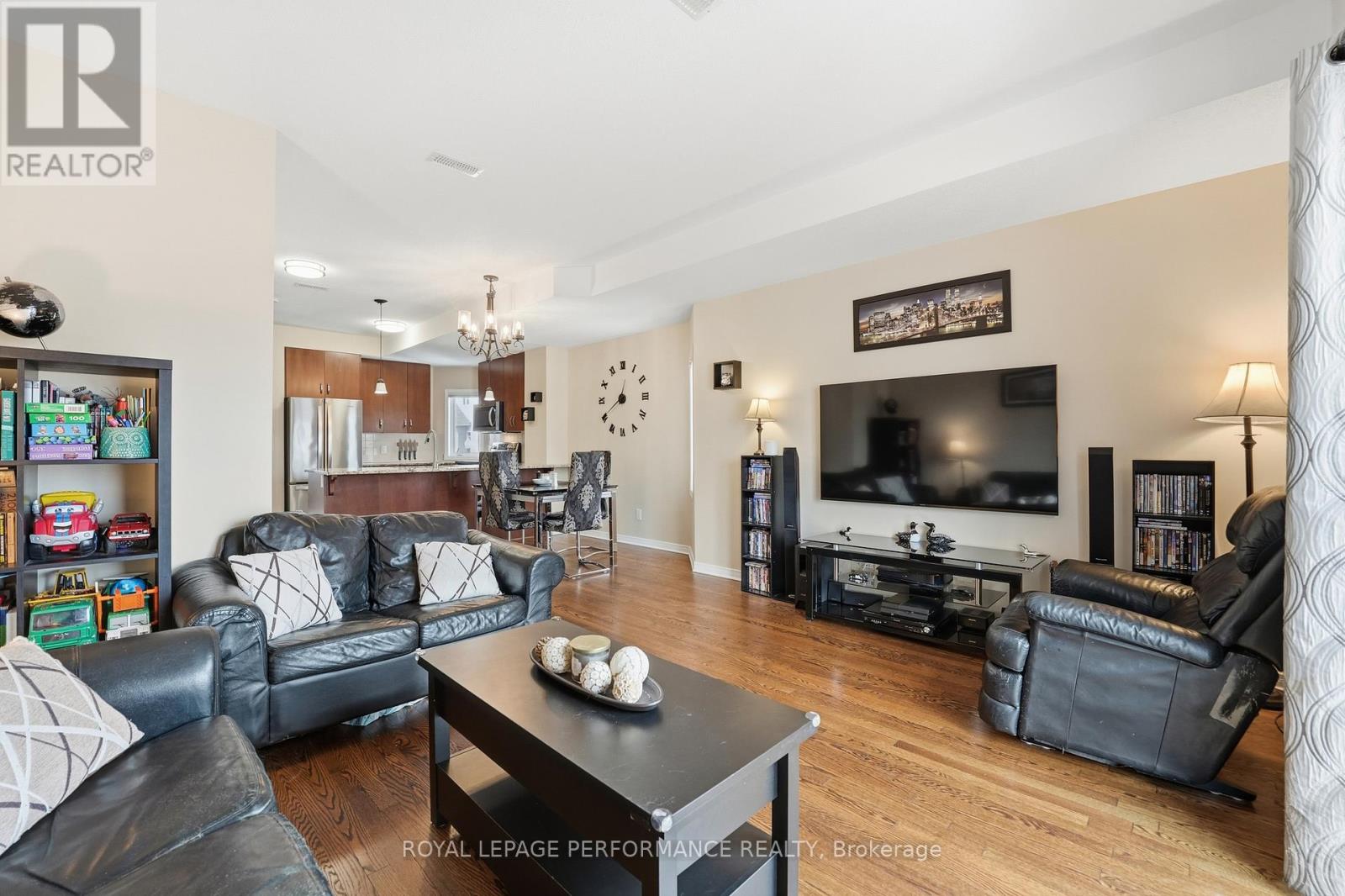 225 Fir Lane, North Grenville, Ontario K0G 1J0 - Photo 13 - X12903364