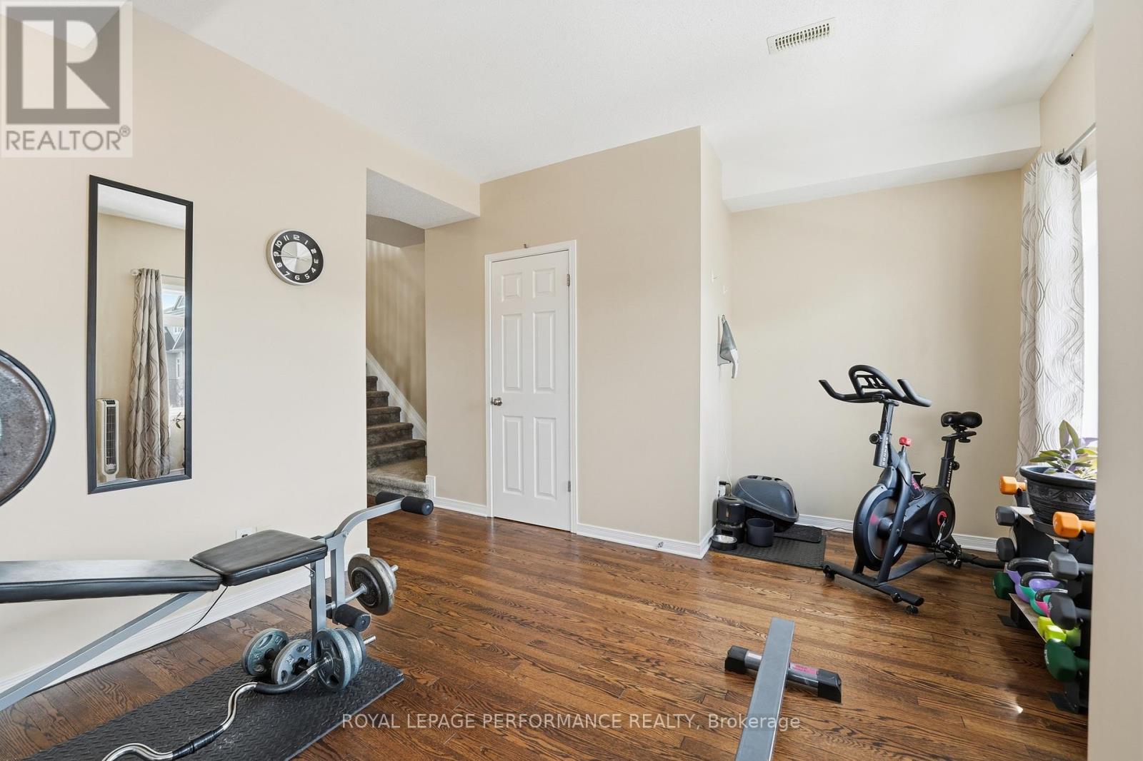 225 Fir Lane, North Grenville, Ontario K0G 1J0 - Photo 16 - X12903364