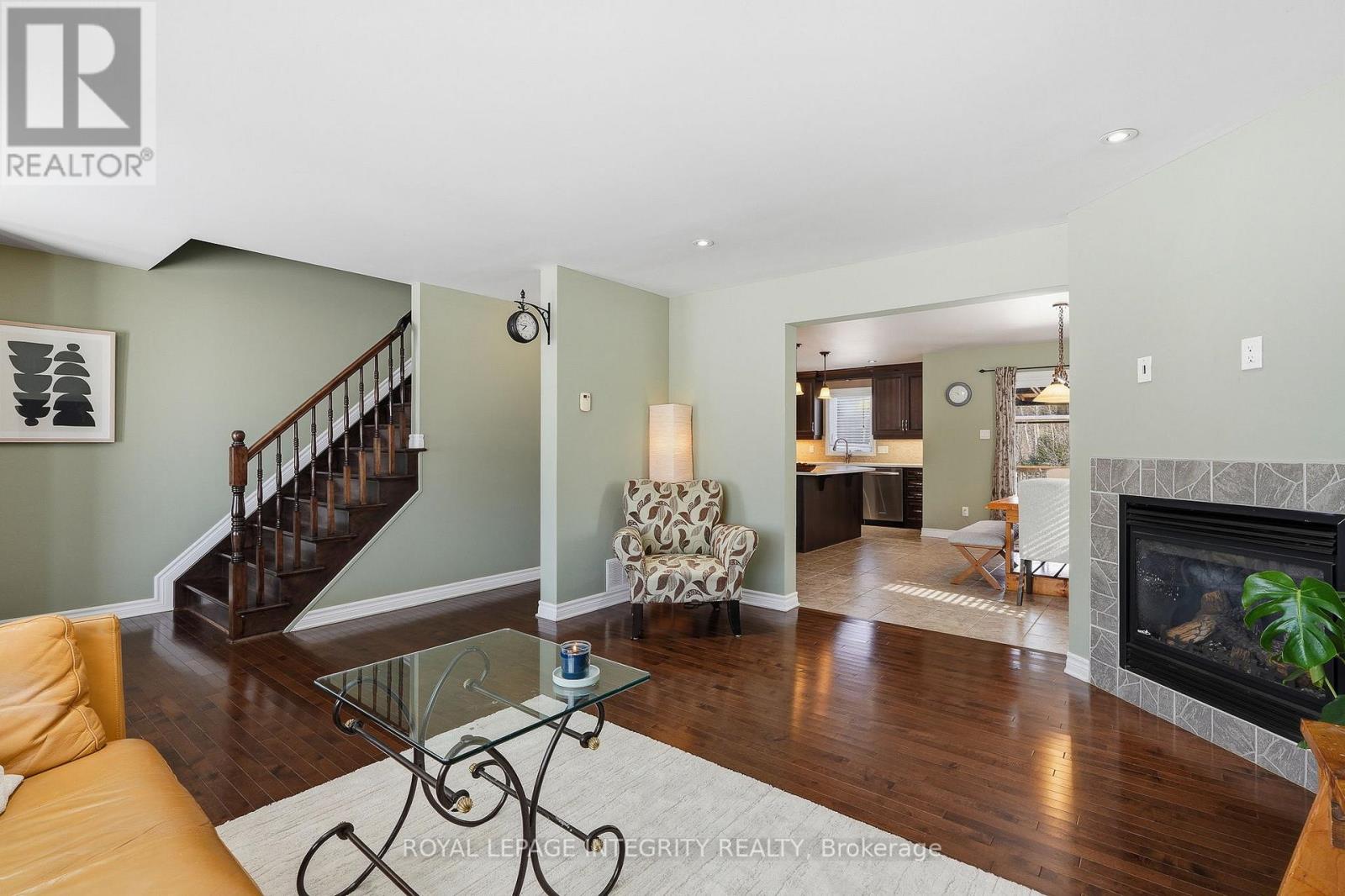 53 Beaver Lane, The Nation, Ontario K0A 2M0 - Photo 3 - X12903372