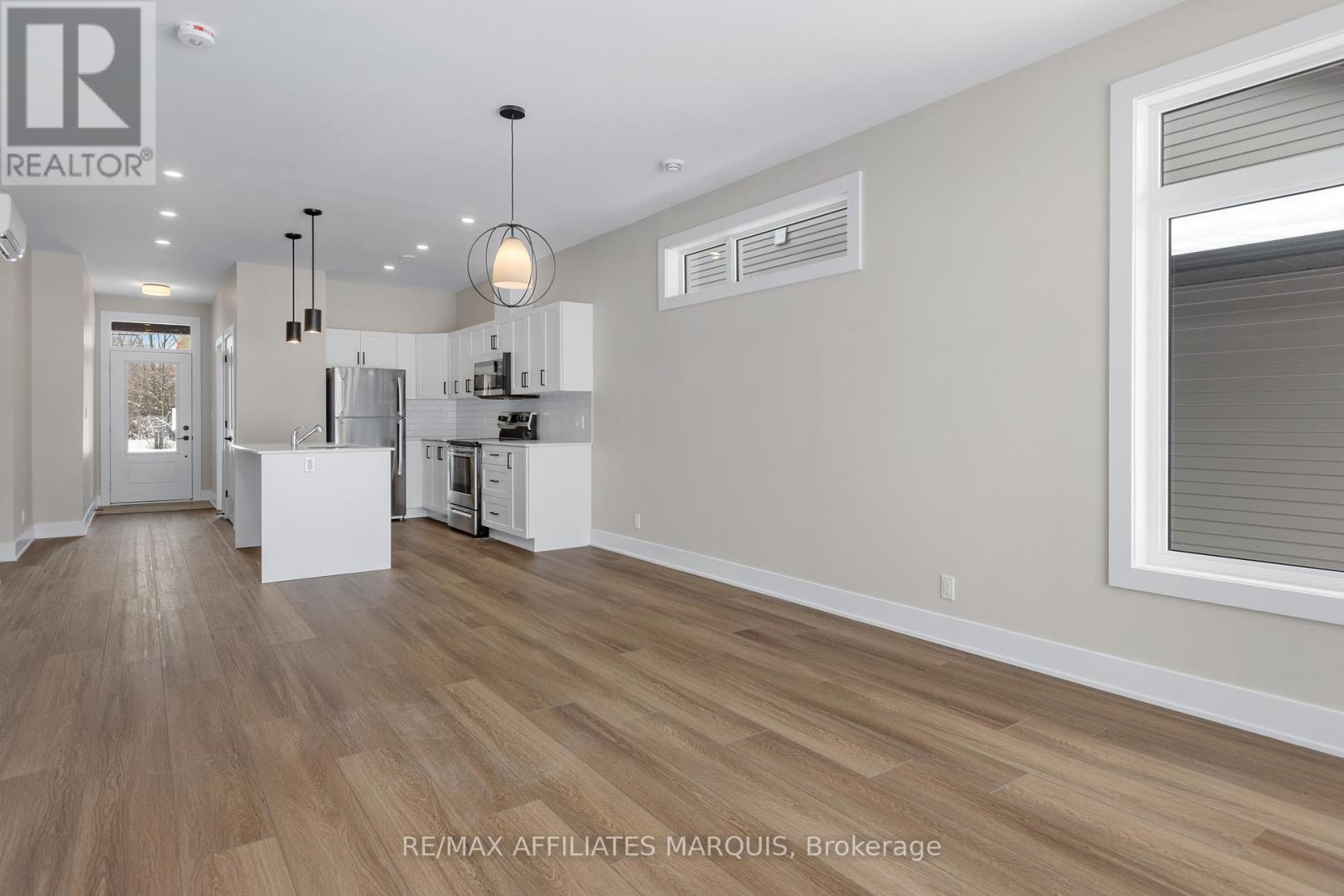 51 Ferrara Drive, Smiths Falls, Ontario  K7A 0A2 - Photo 12 - X12903472