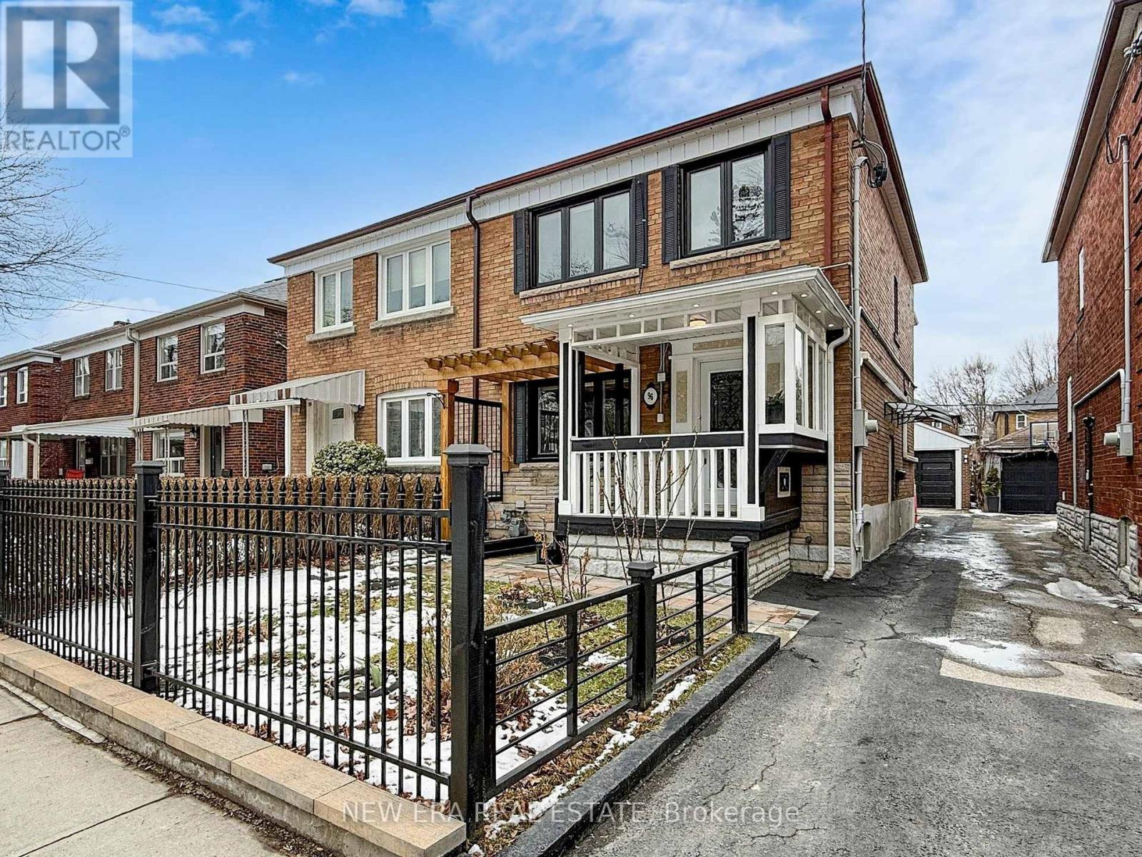 96 Highfield Road, Toronto, Ontario  M4L 2V1 - Photo 1 - E12903422
