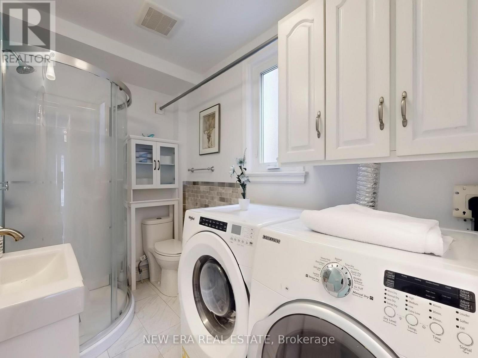 96 Highfield Road, Toronto, Ontario  M4L 2V1 - Photo 17 - E12903422