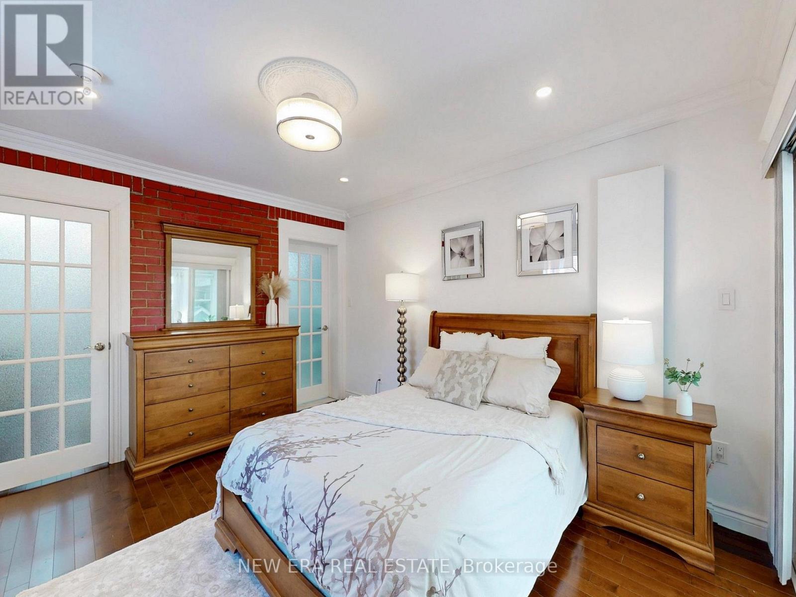 96 Highfield Road, Toronto, Ontario  M4L 2V1 - Photo 21 - E12903422