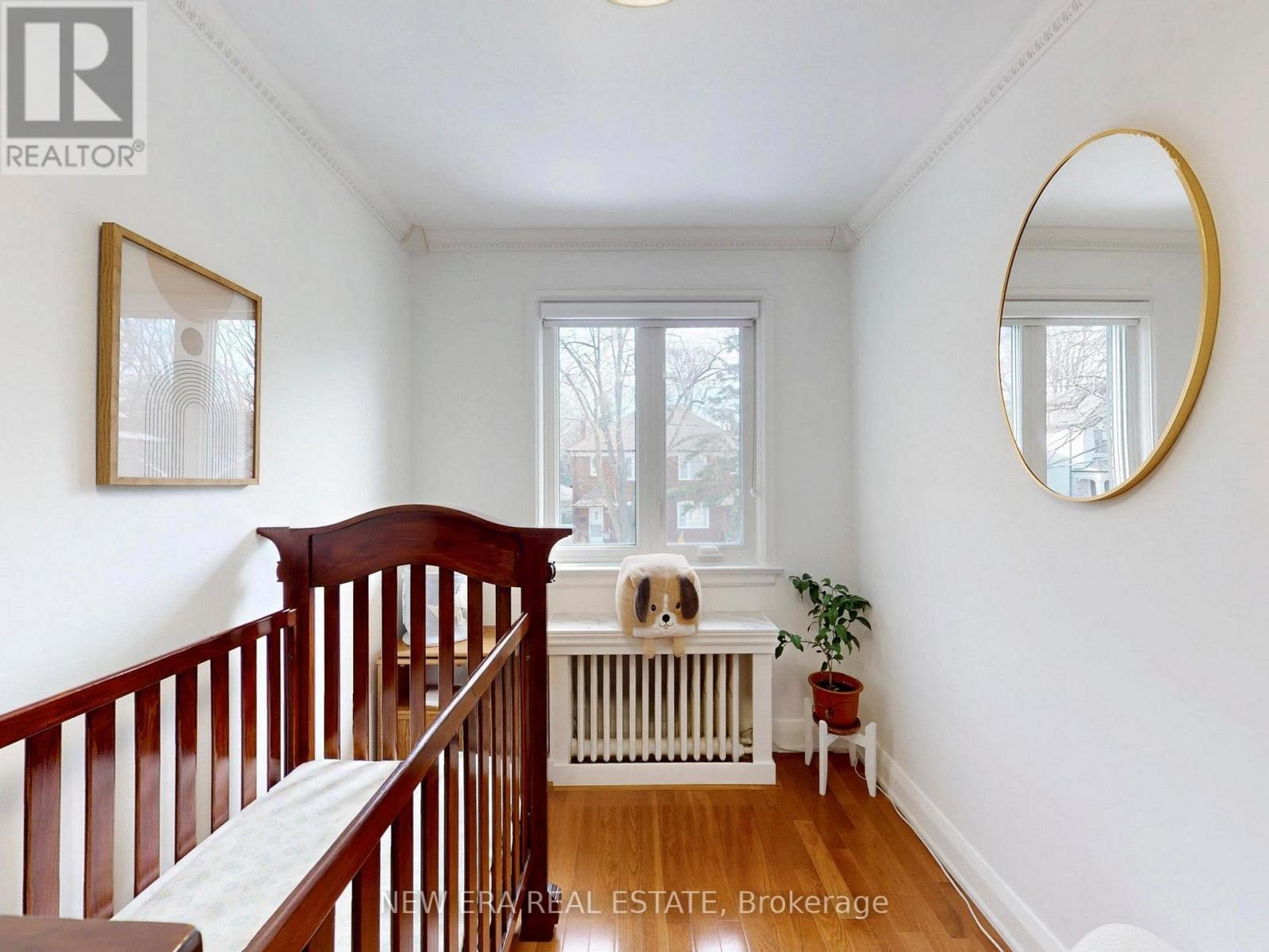 96 Highfield Road, Toronto, Ontario  M4L 2V1 - Photo 27 - E12903422