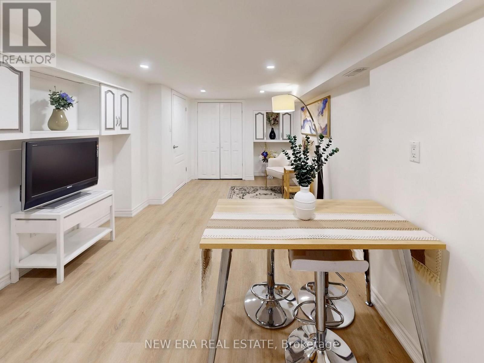 96 Highfield Road, Toronto, Ontario  M4L 2V1 - Photo 36 - E12903422