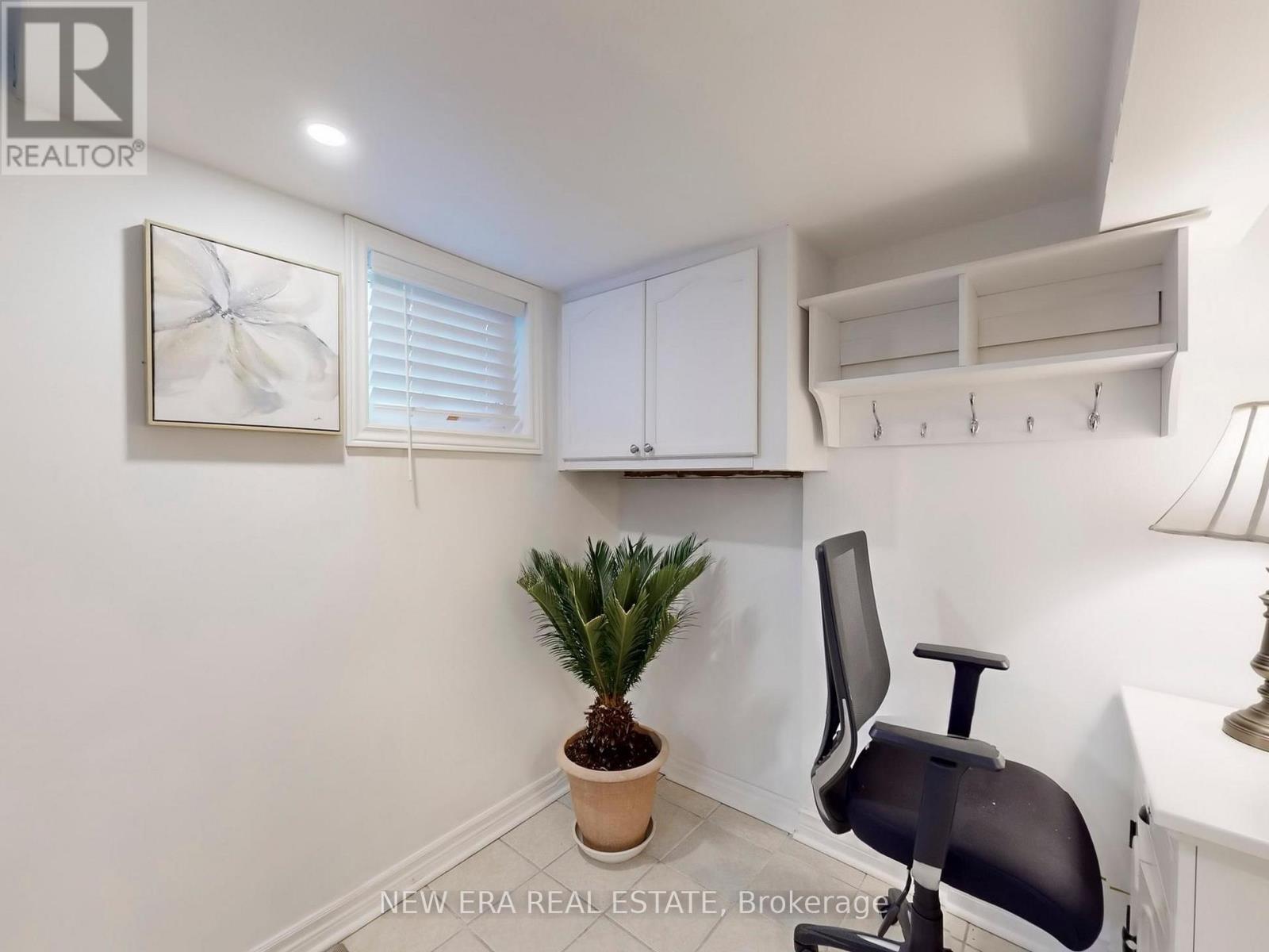 96 Highfield Road, Toronto, Ontario  M4L 2V1 - Photo 37 - E12903422