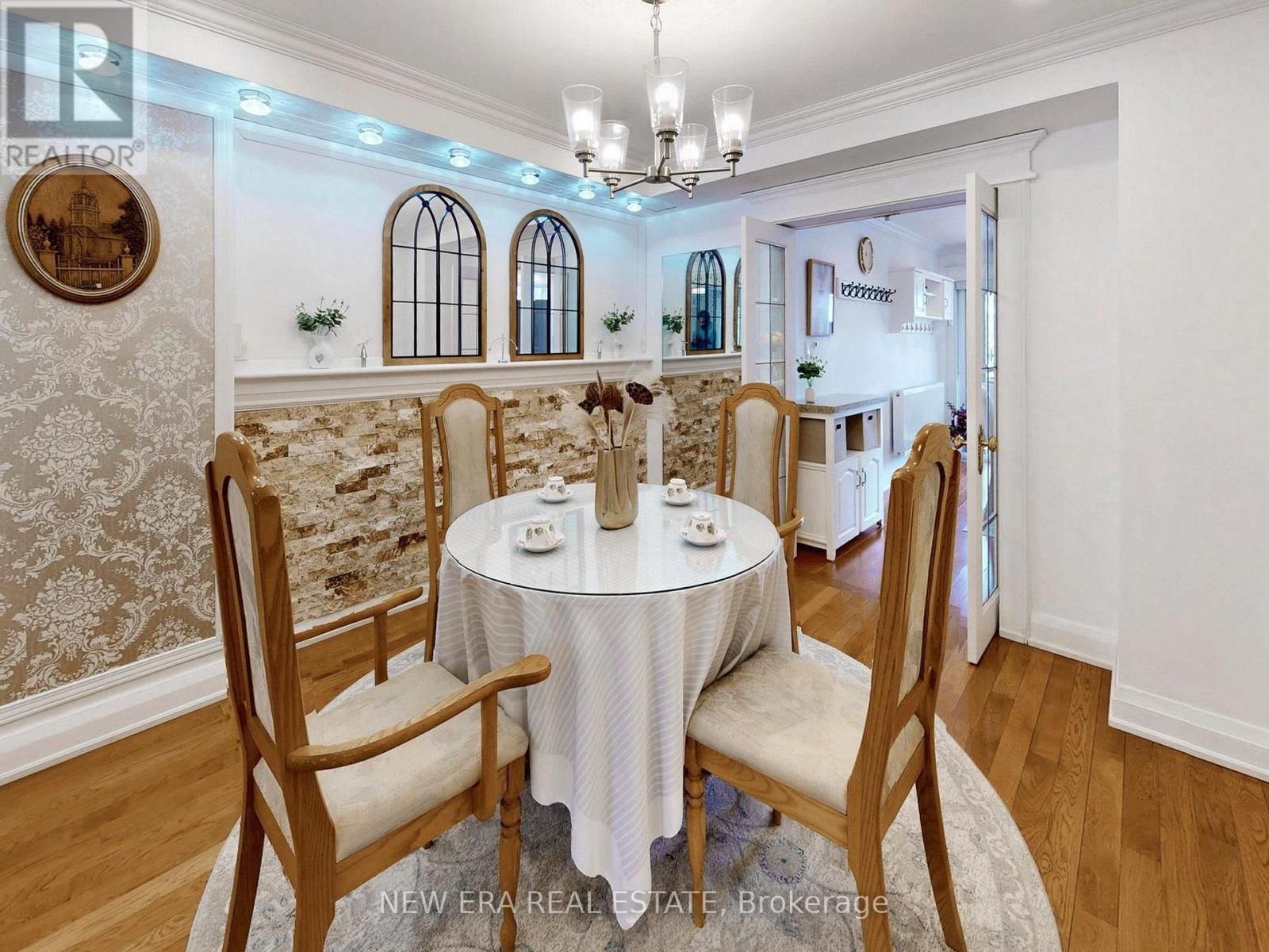 96 Highfield Road, Toronto, Ontario  M4L 2V1 - Photo 9 - E12903422